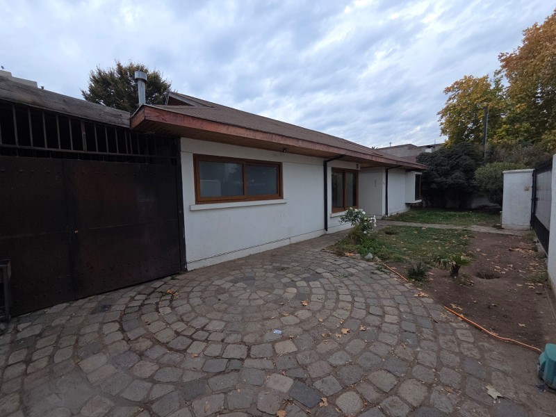 Vende Linda y Amplia Casa en Excelente Ubicación – Talca