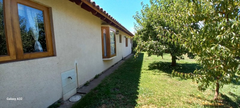 Se Vende Hermosa Casa Estilo Chileno en Parcela – Romeral