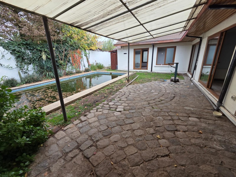 Vende Linda y Amplia Casa en Excelente Ubicación – Talca