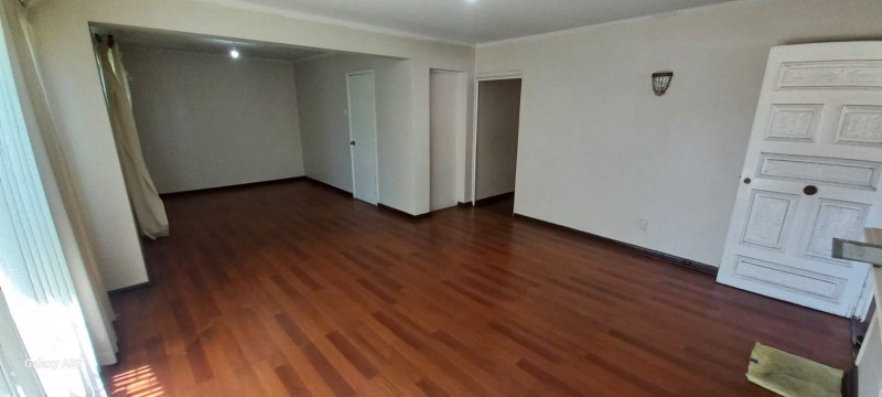 Se Vende Amplia y Segura Casa en Excelente Sector de Curicó