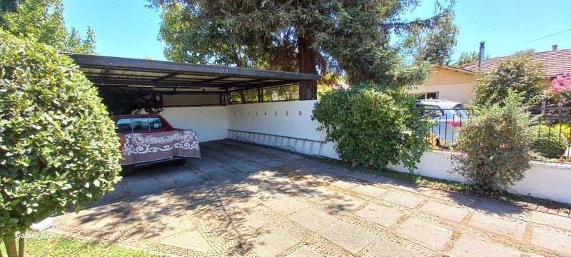 Se Vende Amplia y Segura Casa en Excelente Sector de Curicó