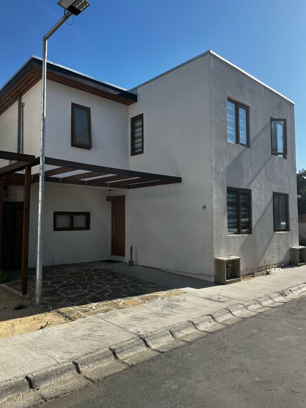 Fotografía de Venta Casa Exclusivo Condominio en San Francisco de Limache