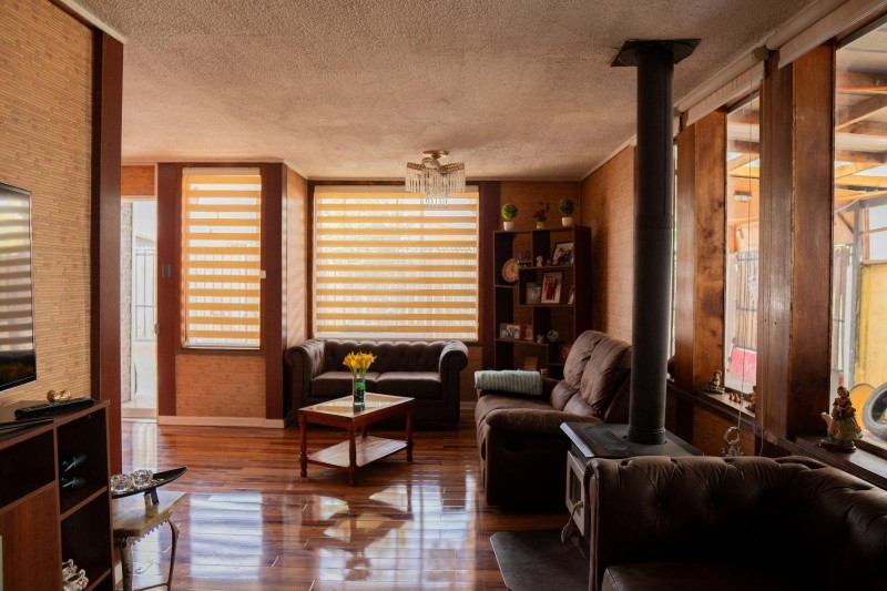 📢 Rebajada!, Preciosa Casa en Villa Alemana 🏡✨!