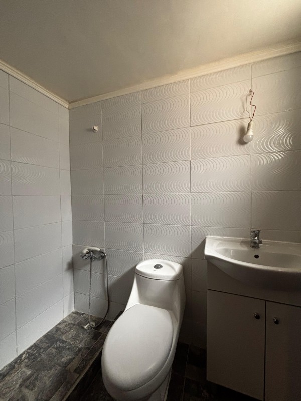 📢 Atención!, Casa 2 Niveles Pareada, Sector Limonares Viña