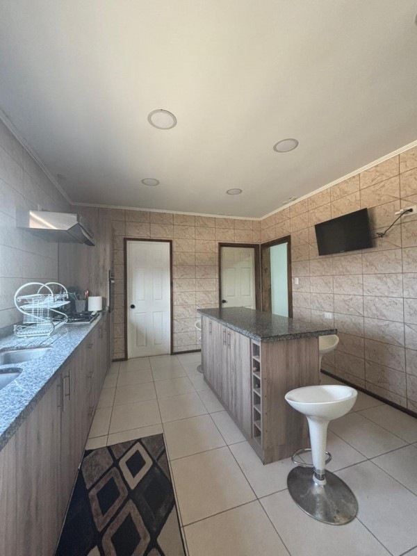Venta 9.000 Uf!.. Imperdible en Hacienda los Aromos Limache