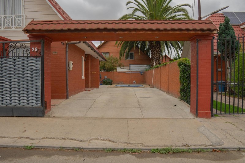 Hermosa Casa 2 Niveles, Barrio Norte Villa Alemana..3D + 2B✨