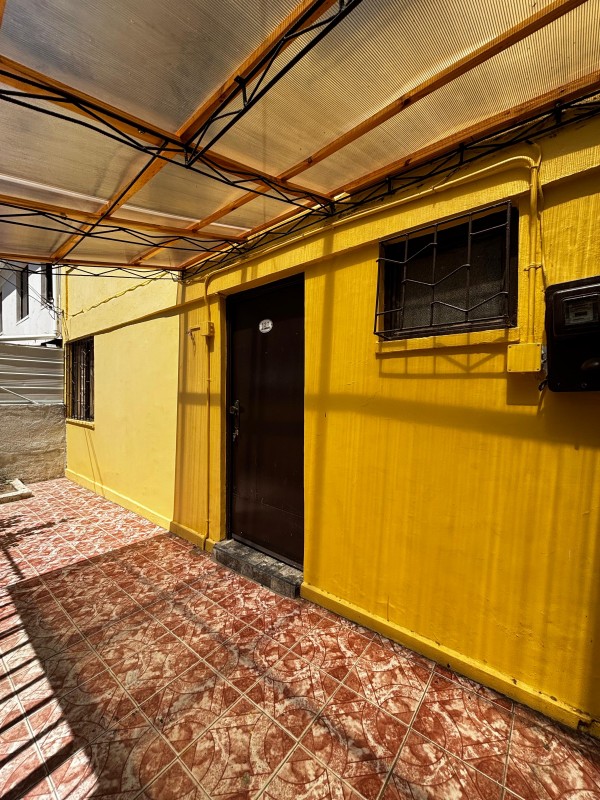 📢 Atención!, Casa 2 Niveles Pareada, Sector Limonares Viña