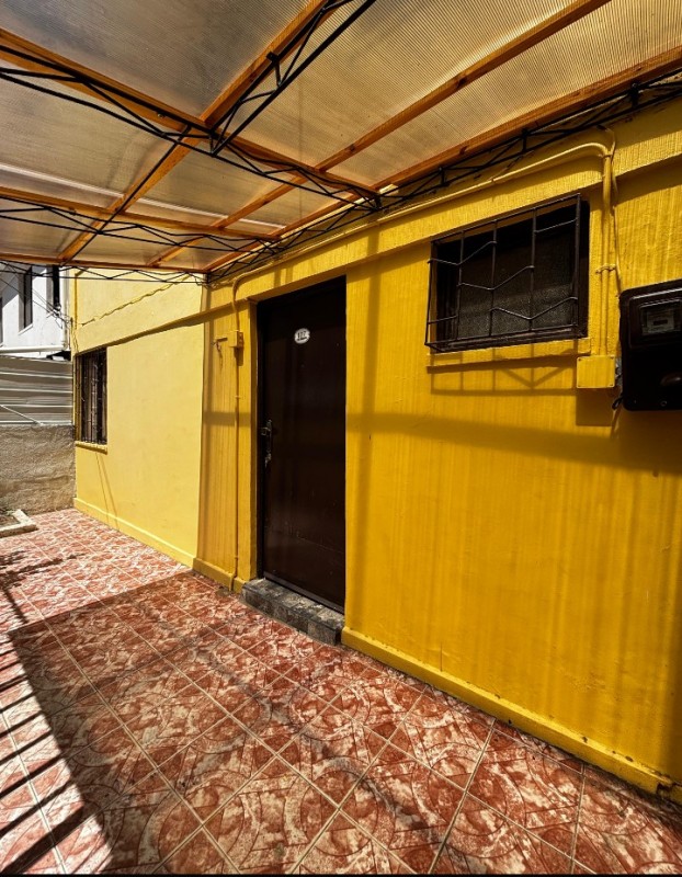 📢 Atención!, Casa 2 Niveles Pareada, Sector Limonares Viña