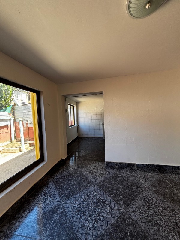 📢 Atención!, Casa 2 Niveles Pareada, Sector Limonares Viña