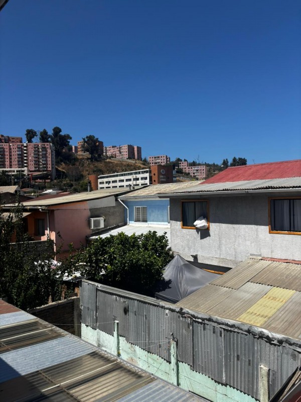 📢 Atención!, Casa 2 Niveles Pareada, Sector Limonares Viña