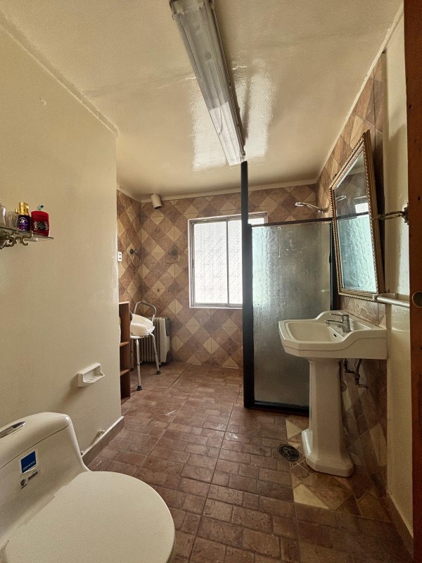 Oportunidad de Venta.. Linda Casa Amplia, Con Gran Terreno