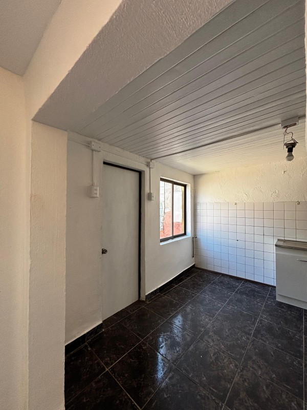 📢 Atención!, Casa 2 Niveles Pareada, Sector Limonares Viña
