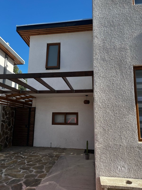 Venta Casa Exclusivo Condominio en San Francisco de Limache