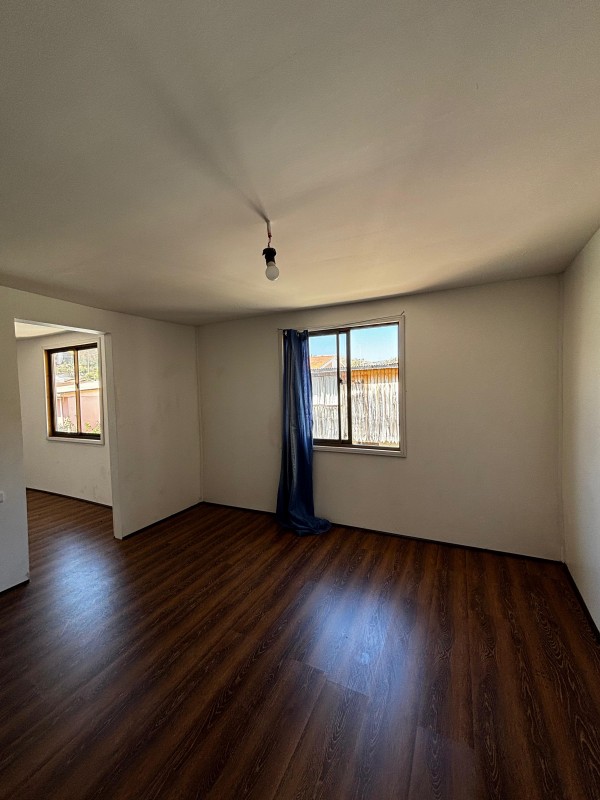 📢 Atención!, Casa 2 Niveles Pareada, Sector Limonares Viña