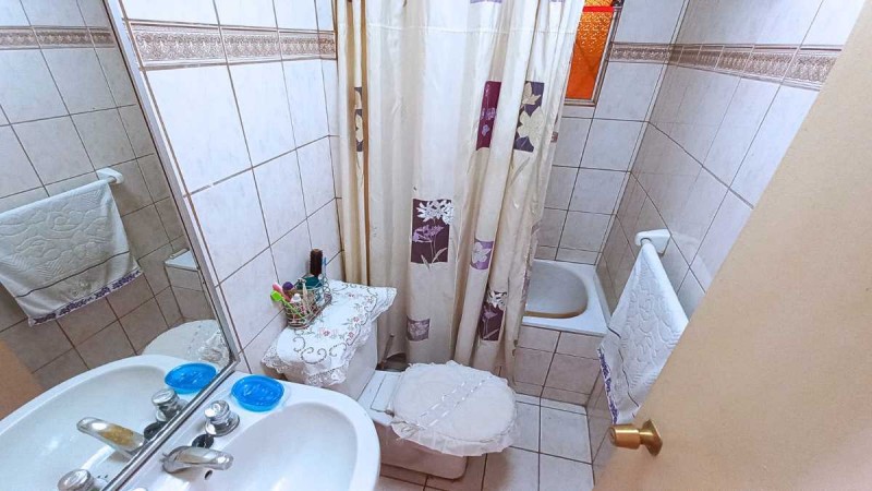 Casa Avenida en Venta | Estacionamiento | Metro Laguna Sur (