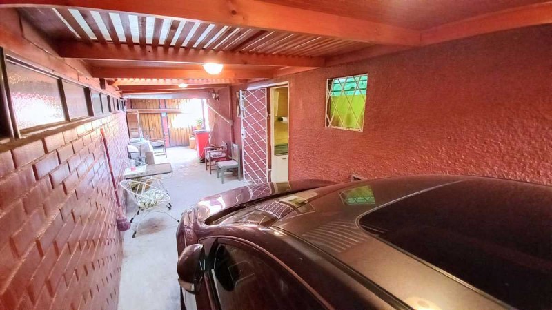 Casa Avenida en Venta | Estacionamiento | Metro Laguna Sur (