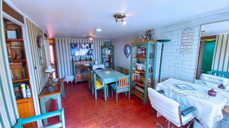 Casa Avenida en Venta | Estacionamiento | Metro Laguna Sur (
