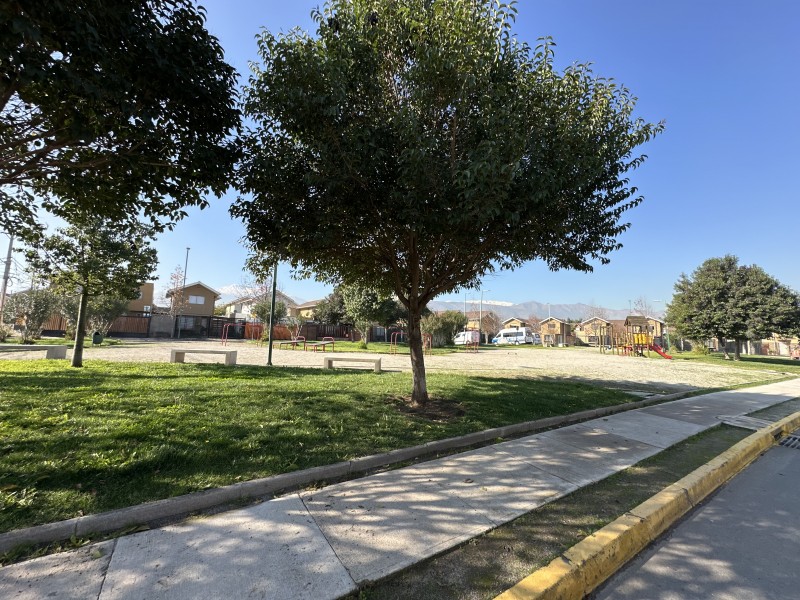 Casa en Venta, 3 Dormitorios, Barrio Portezuelo, Colina