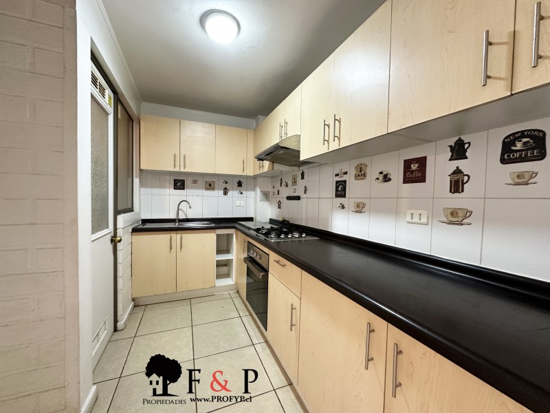 Casa en Venta, 3 Dormitorios, Barrio Portezuelo, Colina