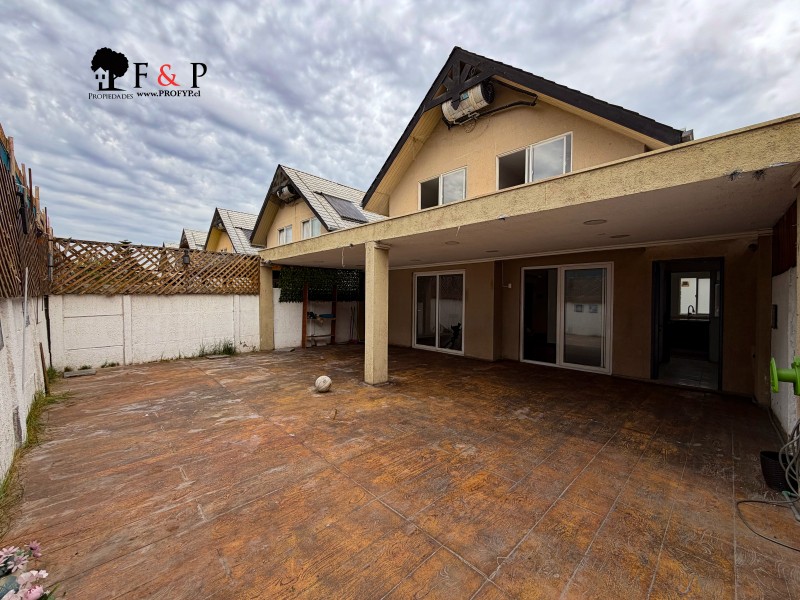 Casa en Arriendo, 3 Dormitorios, Laguna Norte, Valle Grande