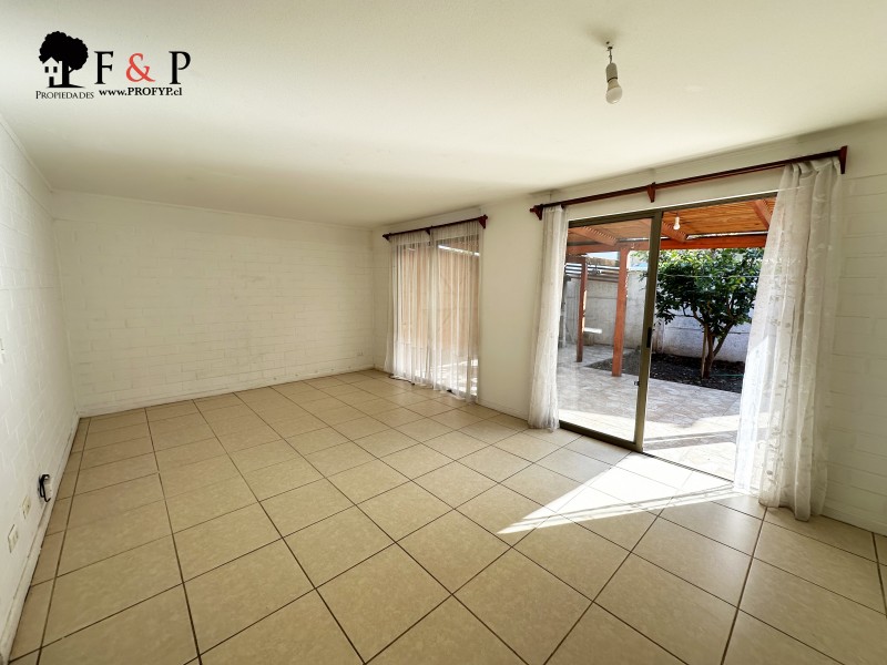 Casa en Venta, 3 Dormitorios, Barrio Portezuelo, Colina