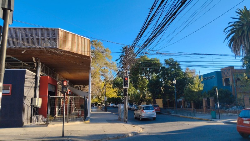 Se Arriendan Locales Comerciales Excelente Ubicación /talca
