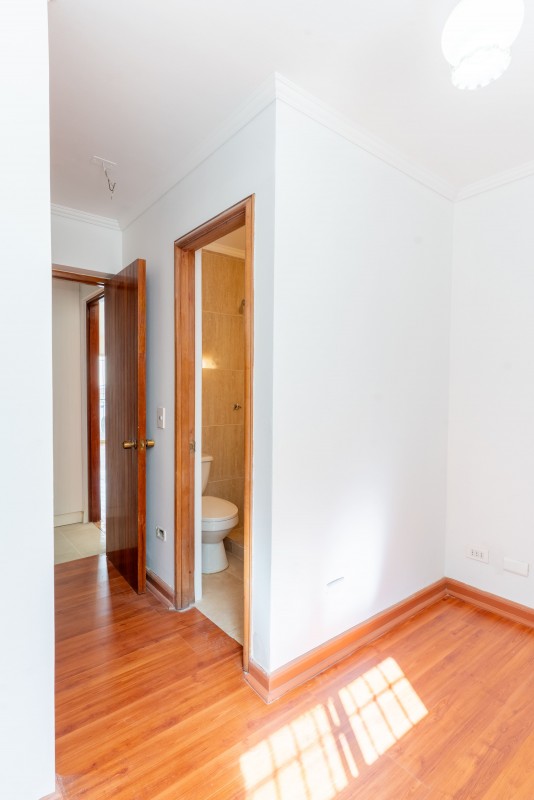 Se Vende Casa en 2 Norte Viña del Mar 4D 4B