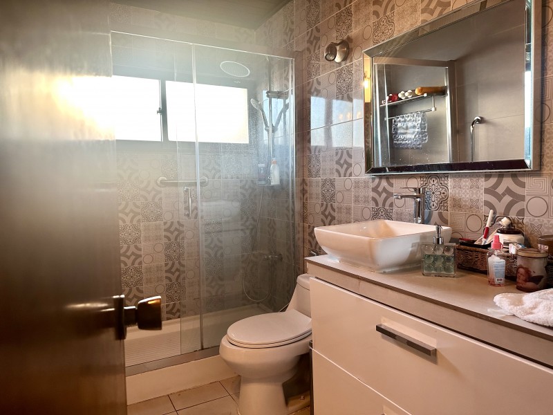 Se Vende Casa en Gregorio Marañón, Viña del Mar 5D 4B