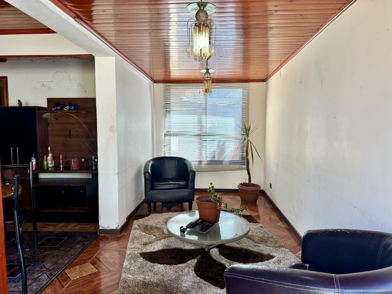 Se Vende Casa en Miraflores 3D 2B