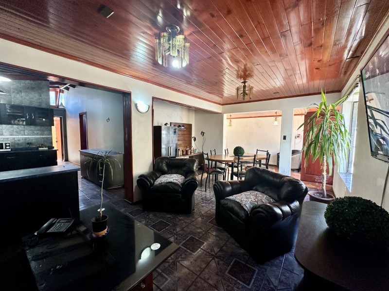 Se Vende Casa en Miraflores 3D 2B