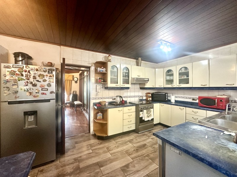 Se Vende Casa en Gregorio Marañón, Viña del Mar 5D 4B