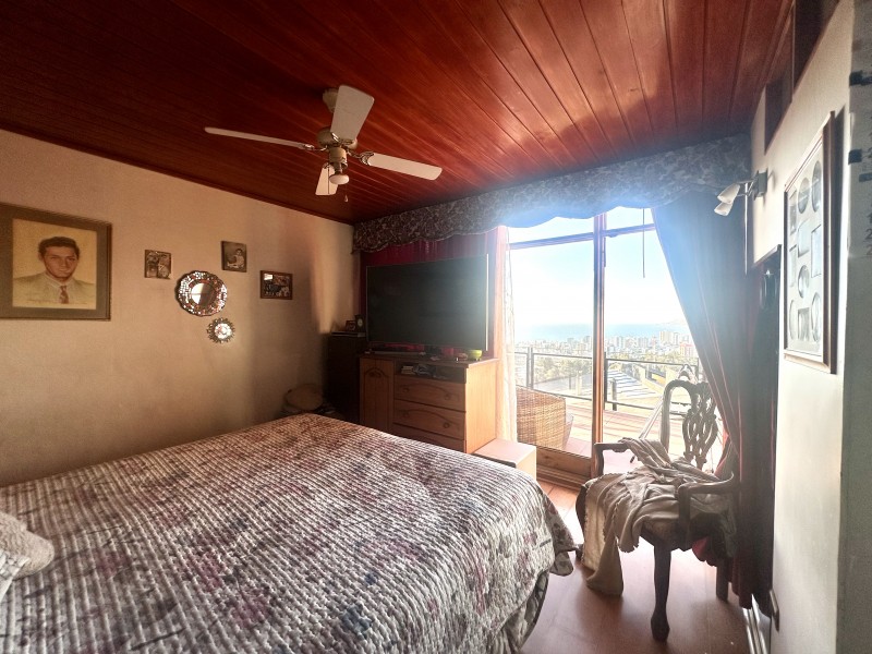 Se Vende Casa en Gregorio Marañón, Viña del Mar 5D 4B