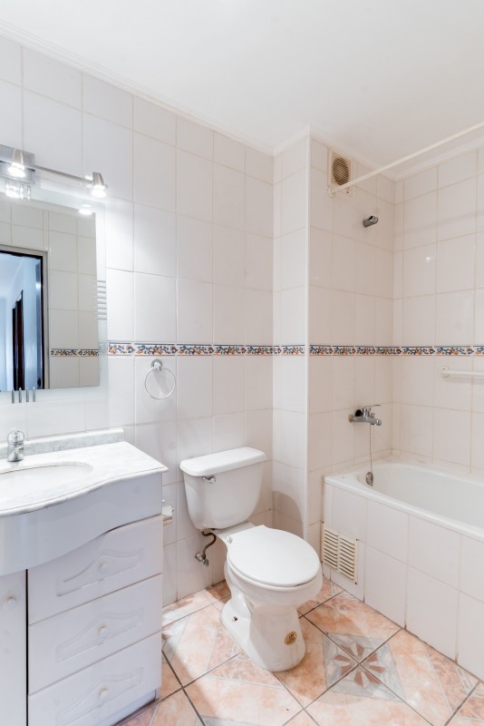 Se Vende Casa en 2 Norte Viña del Mar 4D 4B