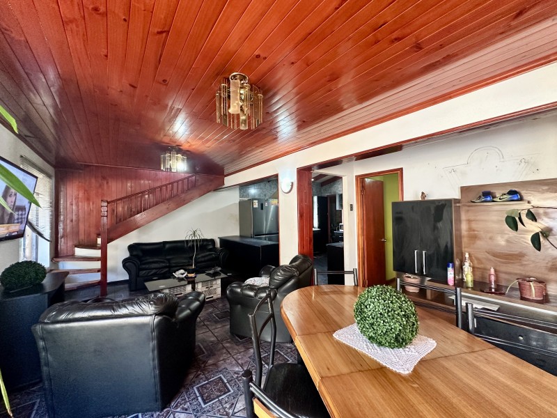 Se Vende Casa en Miraflores 3D 2B