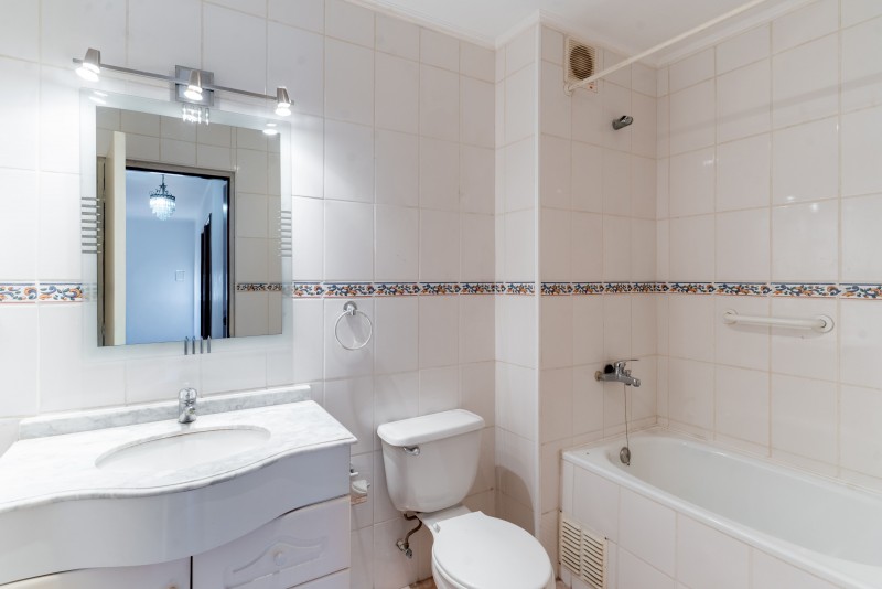 Se Vende Casa en 2 Norte Viña del Mar 4D 4B