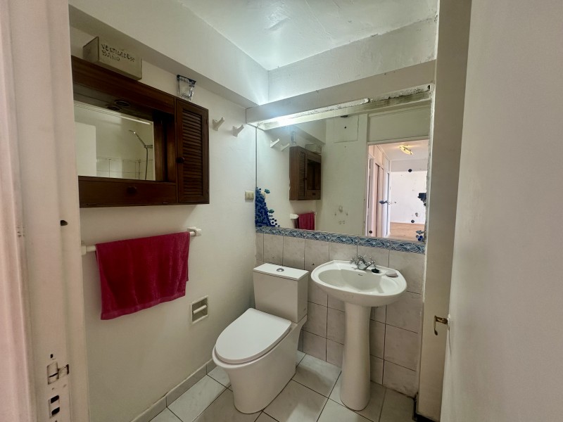 Se Vende Departamento en Lord Cochrane, Recreo 4D 1B