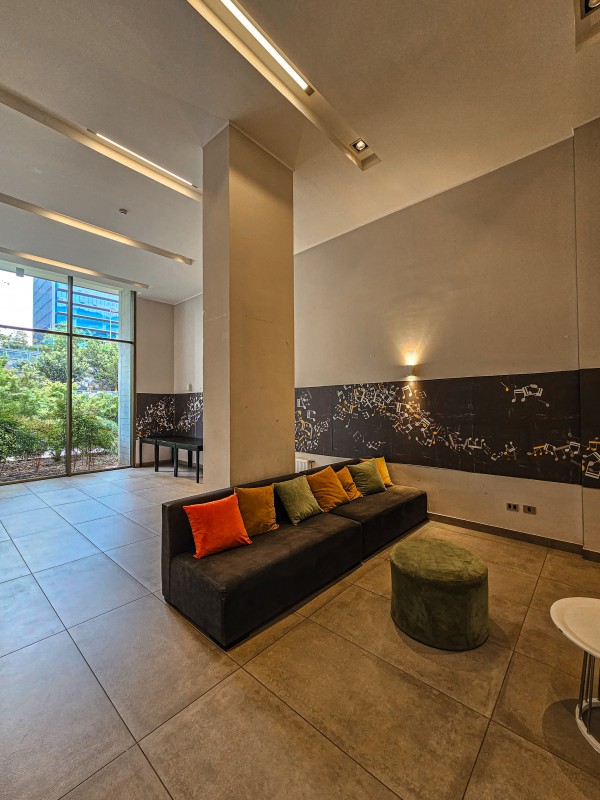 Estupendo Depto Vitacura, Vistas Despejadas.