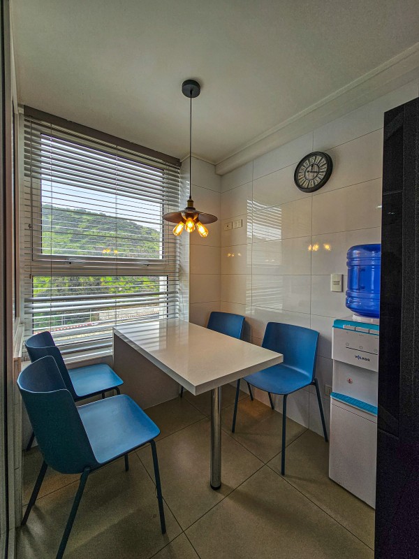 Estupendo Depto Vitacura, Vistas Despejadas.