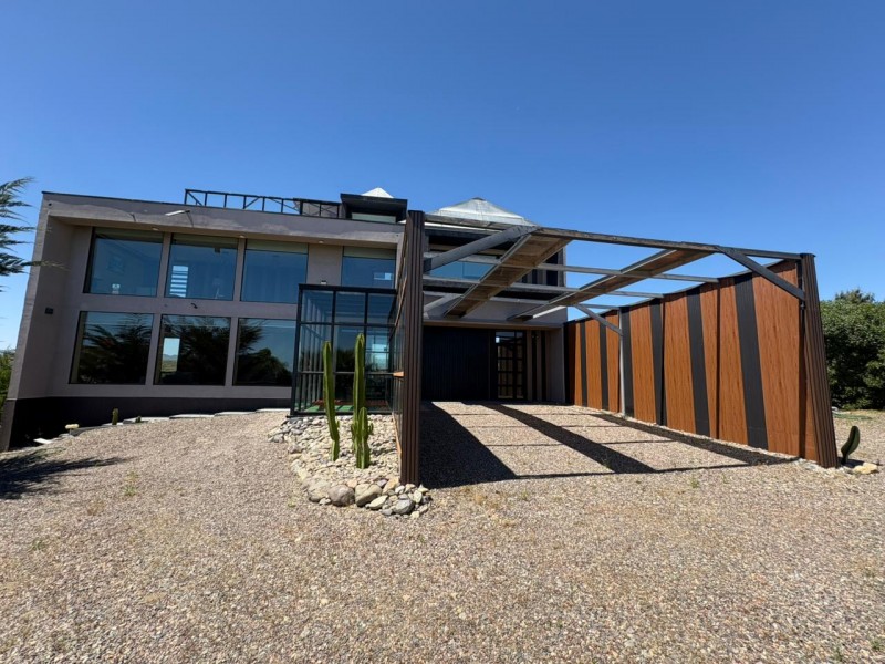Casa en Exclusivo Condominio Consolidado; Tongoy
