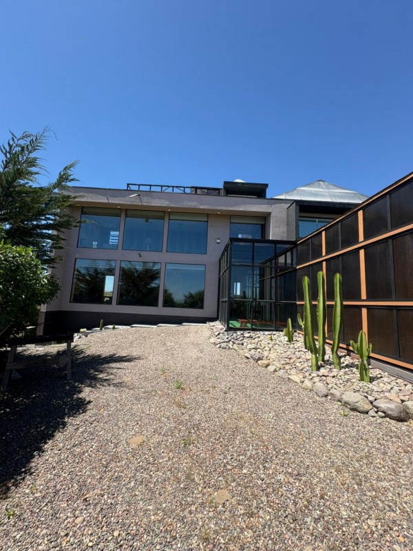 Casa en Exclusivo Condominio Consolidado; Tongoy