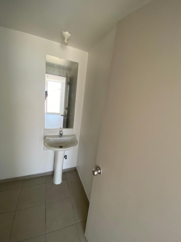 Arrendamos‼️local Comercial en Avenida Tutuquen