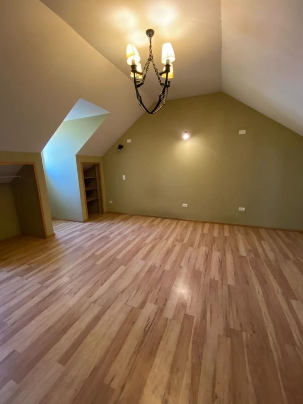 🏡 ¡se Arrienda Amplia Casa en Rauquén! 🏡 📍 Curico