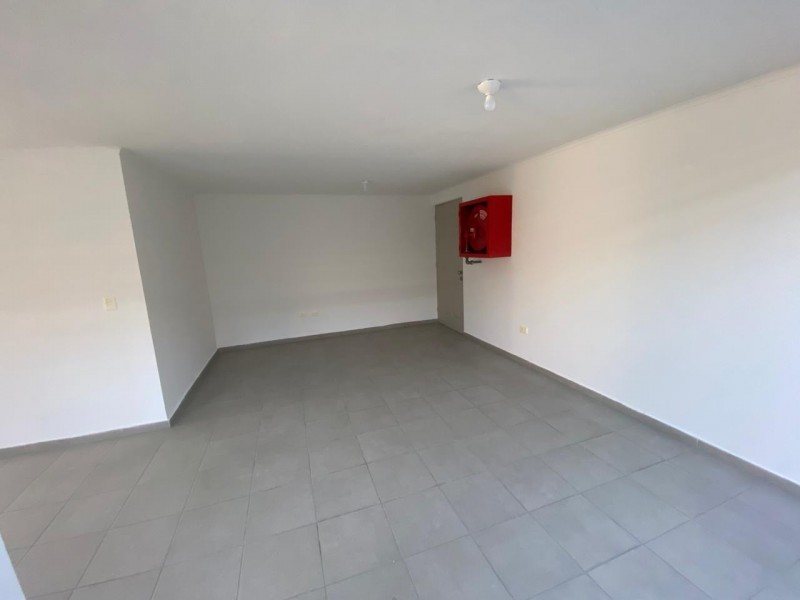 Arrendamos‼️local Comercial en Avenida Tutuquen