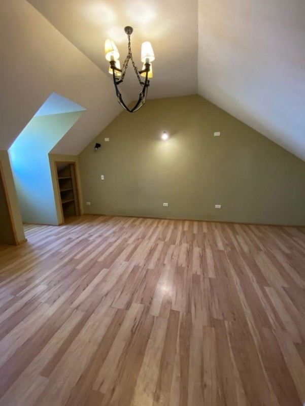 🏡 ¡se Arrienda Amplia Casa en Rauquén! 🏡 📍 Curico