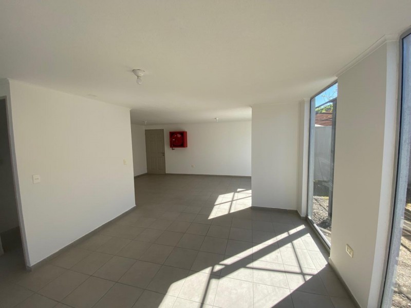 Arrendamos‼️local Comercial en Avenida Tutuquen
