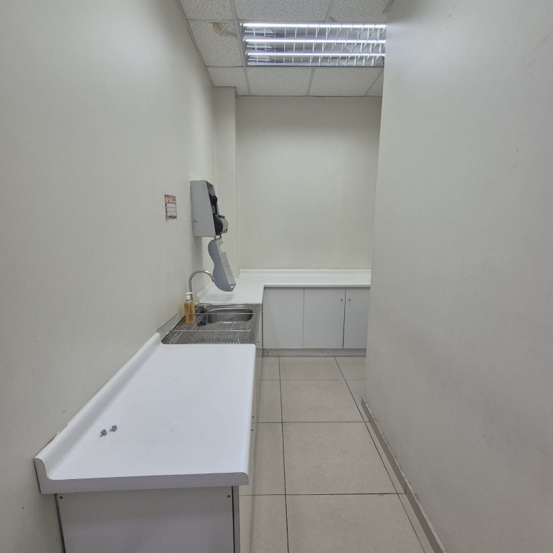 Arriendo Local Comercial en Calle 1 Sur