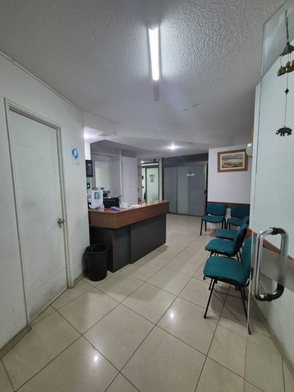 Arriendo de Amplia Oficina en Curico