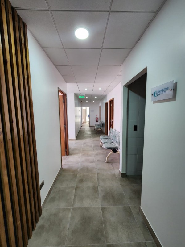 Vendo Oficina Ideal para Centro Medico en Centro las Rastras