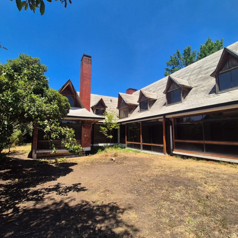 Se Arrienda Propiedad Comercial