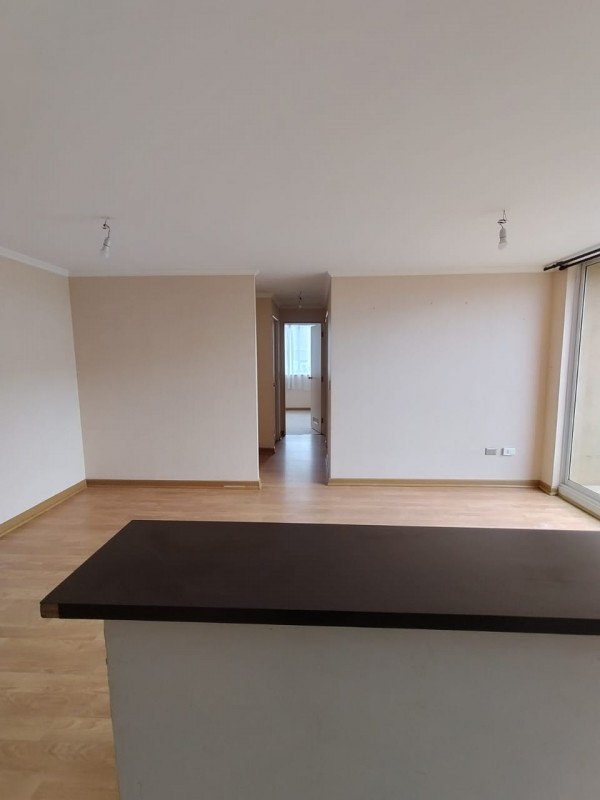 Arriendo Departamento Año Corrido, No Amoblado